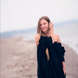 Meet your Posher, Avery